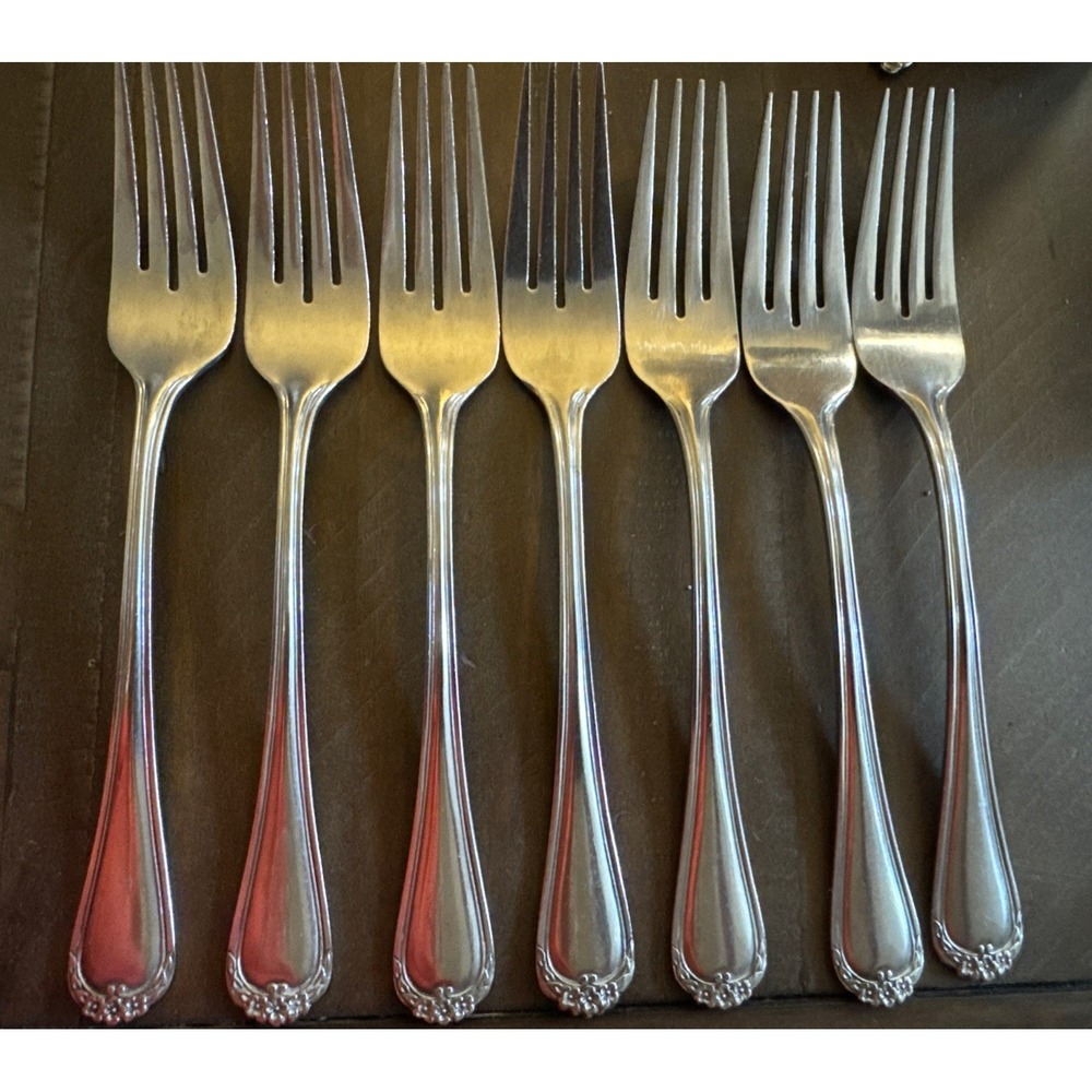 Rogers Co Stanley Roberts Rose Trio, Rose Petal Set of 7 Dinner Forks 7 5/8"